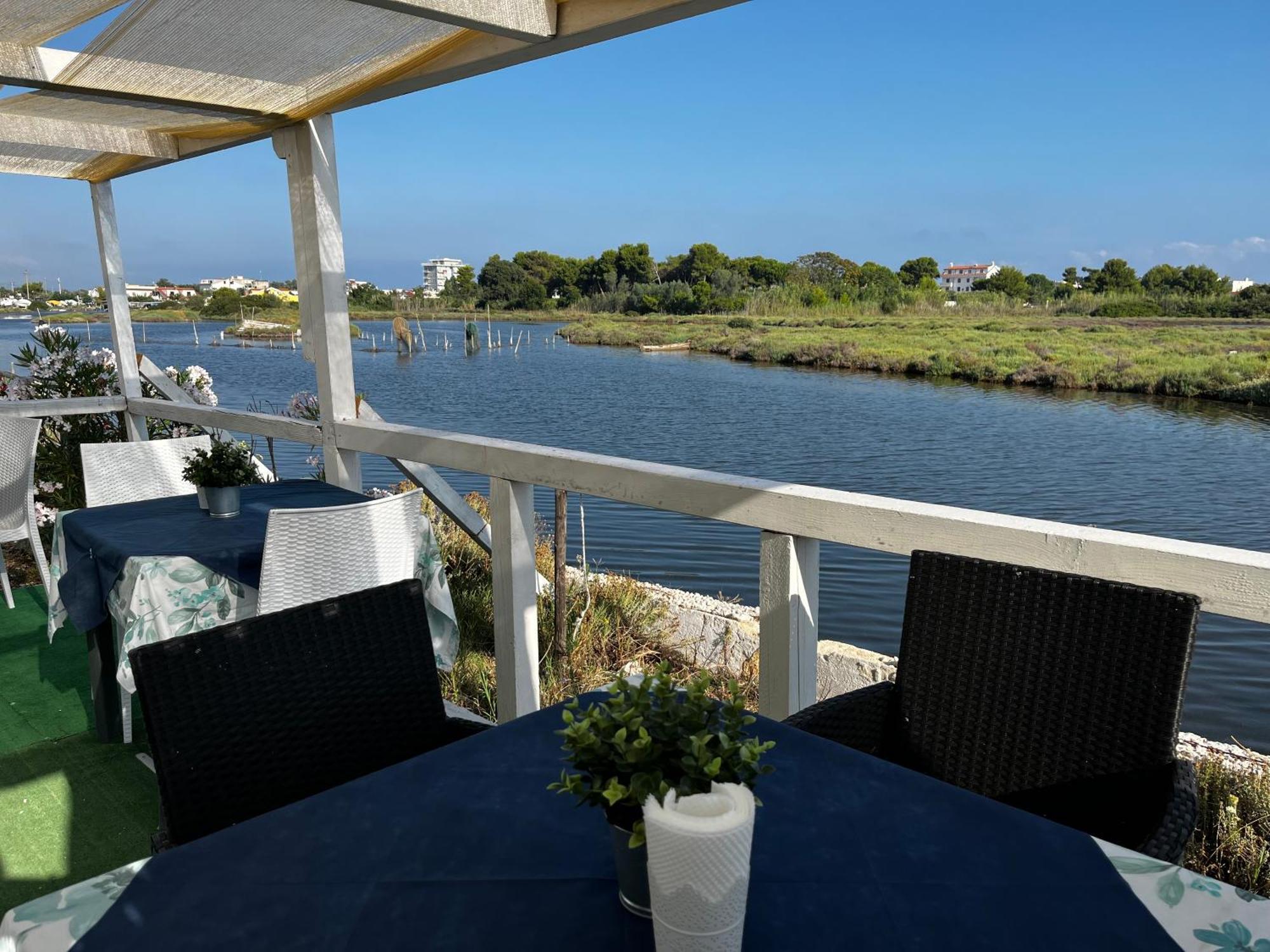 B&B Torre Del Lago 2 Foce Varano Exterior photo