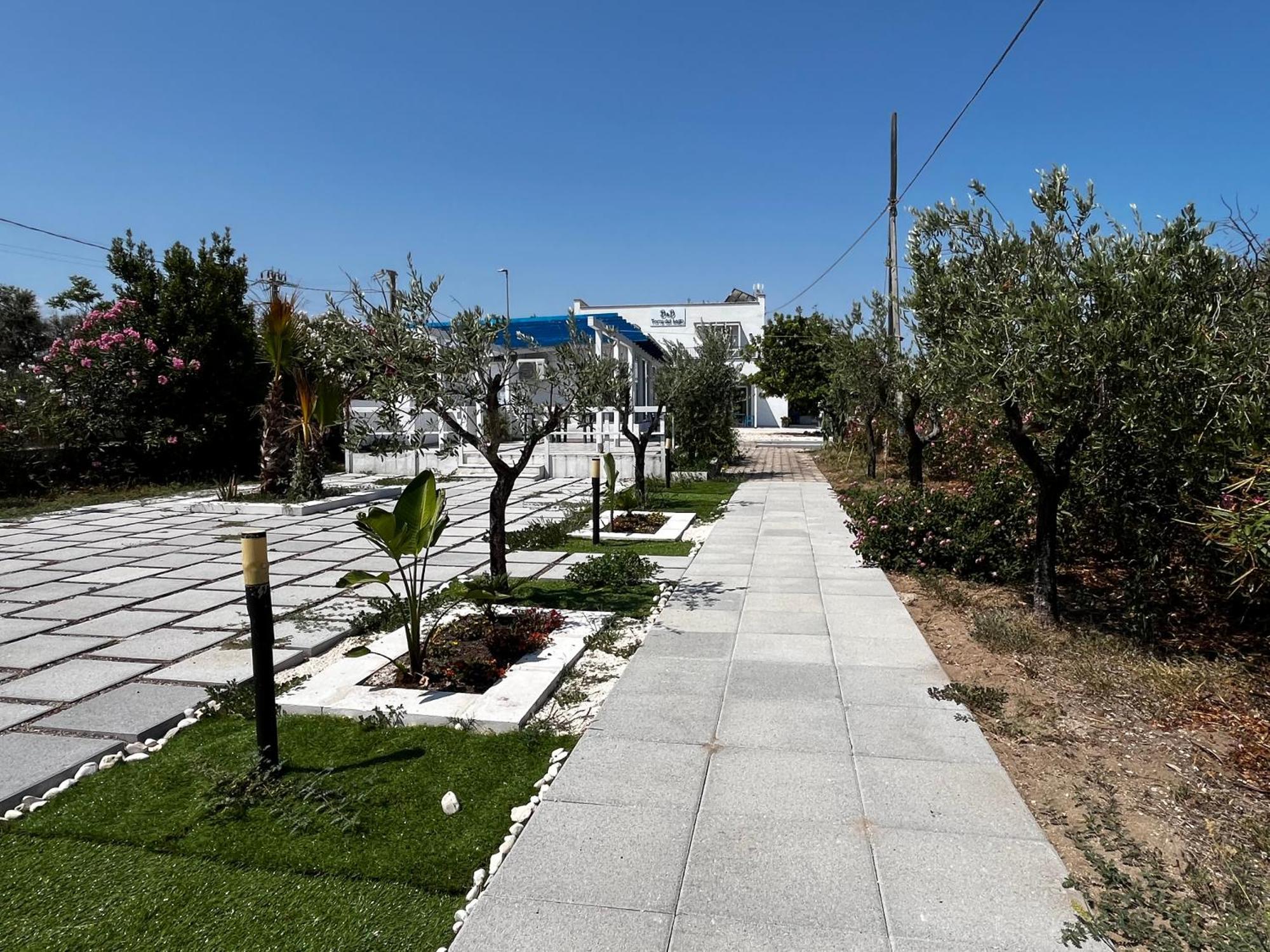 B&B Torre Del Lago 2 Foce Varano Exterior photo